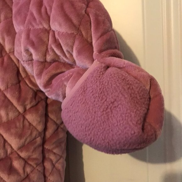 Weatherproof Infant pink quilted snow suit 6 to 9 months, super soft - Picture 3 of 8
